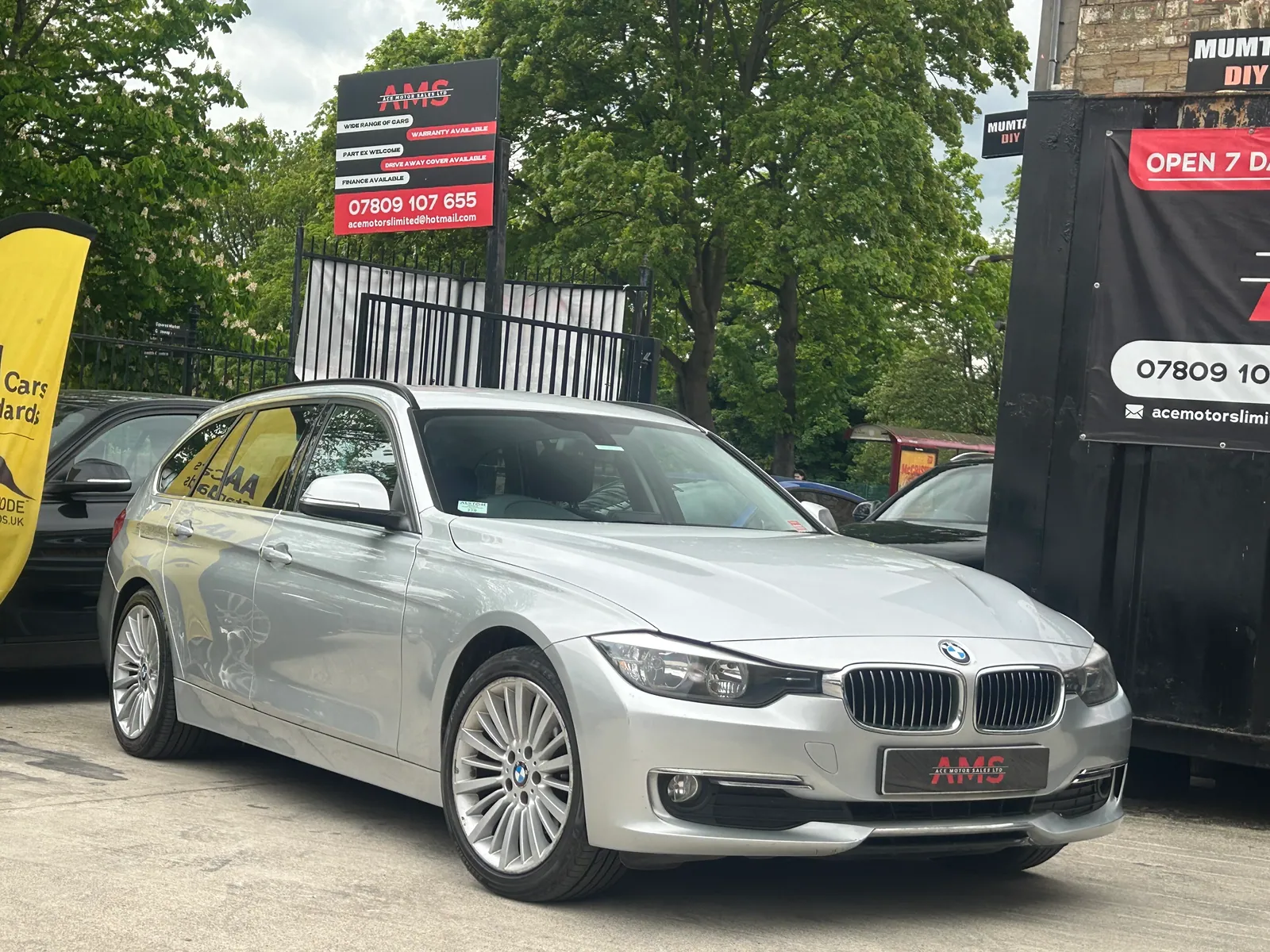 None 320d luxury touring heated seats | black leathers | 2 keys £5,595... photo
