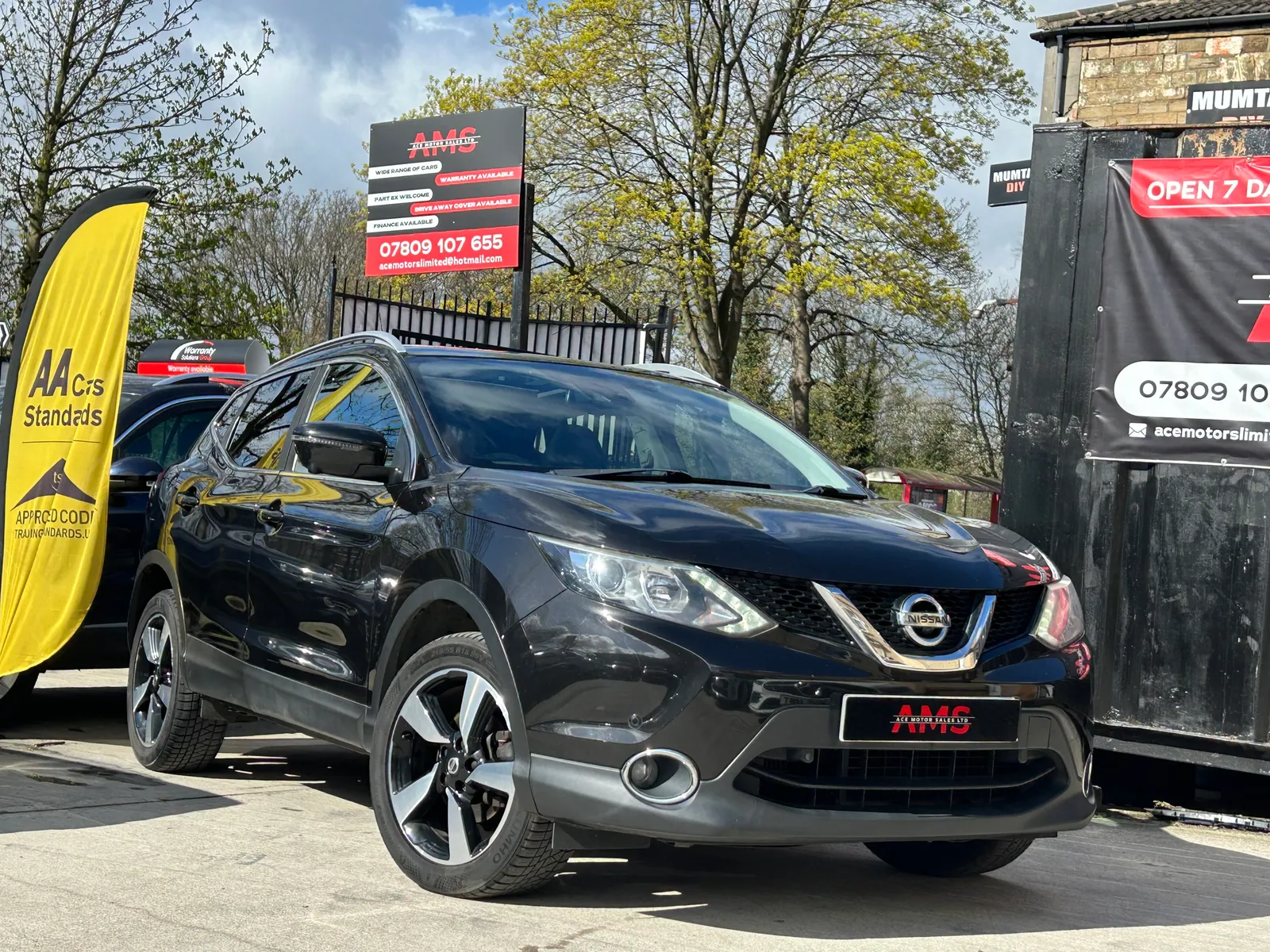 None NISSAN QASHQAI N CONNECTA DCI PANORAMIC GLASS ROOF 360 CAMERA 6,195... photo